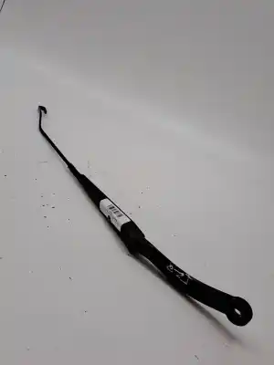 Recambio de automóvil de segunda mano de BRAZO LIMPIA DELANTERO IZQUIERDO para PEUGEOT 307 BREAK / SW (S1)  referencias OEM IAM 6429Y8  