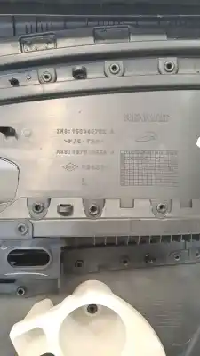 Автозапчастина б/у оббірка передніх дверей ліва для renault megane iii fastback (bz0/1_, b3_) 1.2 tce (bz2b, bz11) посилання на oem iam 809016544r  
