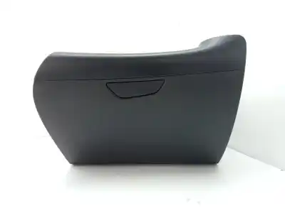 Автозапчастина б/у бардачок для RENAULT CAPTUR Dynamique Посилання на OEM IAM 685000532R  