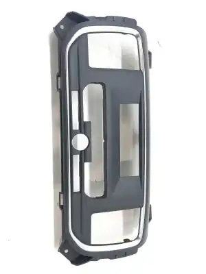 Recambio de automóvil de segunda mano de MOLDURA para TOYOTA PROACE 2013 - 2016 2.0D 120KW 2013 - 2016 referencias OEM IAM 227275011  