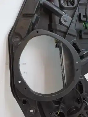Pièce détachée automobile d'occasion léve glace avant gauche pour mercedes-benz vito mixto (447) 109/111 cdi lang (447.703) références oem iam a4477203900  