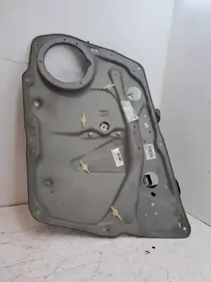 Pièce détachée automobile d'occasion LÉVE GLACE AVANT DROIT pour MERCEDES-BENZ CLASE B (W245)  Références OEM IAM A1697200879  A1697203079
