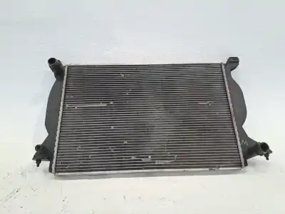 Автозапчастина б/у водяний радіатор для audi a4 b7 (8ec) 3.0 tdi quattro посилання на oem iam 8e0121251ag  