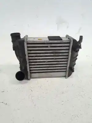 Автозапчастина б/у інтеркулер для audi a4 b7 (8ec) 3.0 tdi quattro посилання на oem iam 8e0145805ad  038906051c