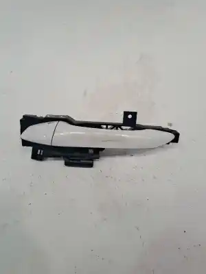 Pezzo di ricambio per auto di seconda mano MANIGLIA INTERNA ANTERIORE SINISTRA per HYUNDAI TUCSON N-Line Mild-Hybrid Riferimenti OEM IAM 826A1N7000  