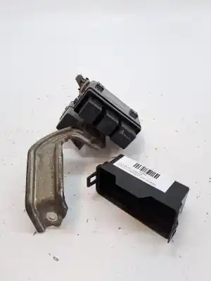 Pièce détachée automobile d'occasion BOÎTES À FUSIBLES pour CITROEN C-CROSSER 2.2 HDi FAP CAT Références OEM IAM 6500EX  