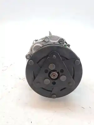 Peça sobressalente para automóvel em segunda mão COMPRESSOR DE AR CONDICIONADO A/A A/C por SEAT AROSA (6H1) 1.4 Referências OEM IAM 6N0820803C  