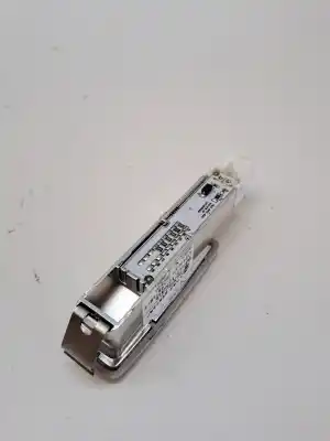 Автозапчасти б/у внутренний свет за mg ehs * ссылки oem iam 10531725pmc  