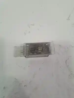 Second-hand car spare part Interior Light for PORSCHE CAYENNE (TYP 9PA) 3.2 V6 CAT OEM IAM references 95563220100  