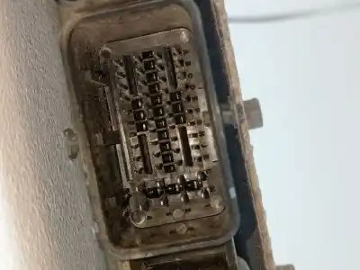 Pezzo di ricambio per auto di seconda mano centralina motore per ford transit connect (tc7) furg. largo riferimenti oem iam 1704092 9t1112a650gh 6u7112a650uc