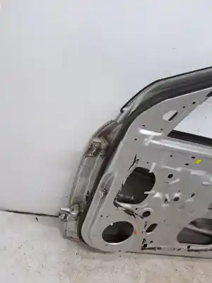 Автозапчастина б/у передні праві двері для suzuki swift iii (mz, ez) 1.3 (rs 413) посилання на oem iam 6800162k00000  