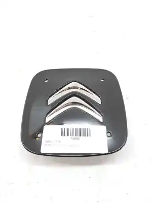 Автозапчасти б/у КОЛПАЧКИ ​​СТУПИЦЫ за CITROEN C3 PICASSO Attraction ссылки OEM IAM 98031813XY  