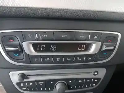 Pezzo di ricambio per auto di seconda mano CONTROLLO CLIMATICO per RENAULT MEGANE III SPORT TOURER 1.5 dCi D Riferimenti OEM IAM 275100007R  