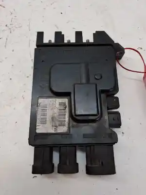 Pezzo di ricambio per auto di seconda mano MODULO ELETTRONICO per RENAULT MEGANE III SPORT TOURER 1.5 dCi D Riferimenti OEM IAM 243800011R  
