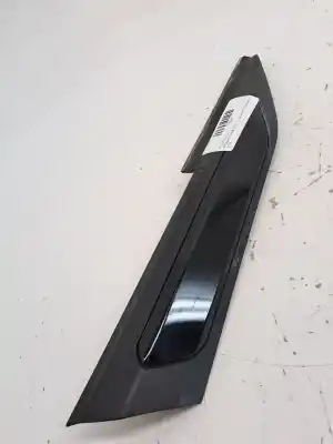 Автозапчастина б/у ПЛАСТИКА для PEUGEOT 2008 (P1) 1.2 12V e-THP / PureTech Посилання на OEM IAM 98258608XY  