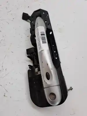 Recambio de automóvil de segunda mano de MANETA EXTERIOR DELANTERA IZQUIERDA para RENAULT MEGANE III SPORT TOURER 1.5 dCi D referencias OEM IAM 806070033R  