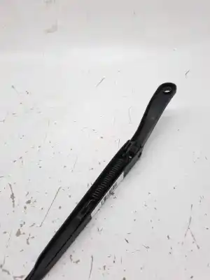 Pezzo di ricambio per auto di seconda mano braccio tergicristallo anteriore sinistro per renault megane iii sport tourer 1.5 dci d riferimenti oem iam 288815981r  