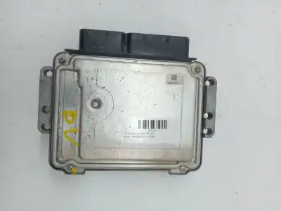 Pezzo di ricambio per auto di seconda mano CENTRALINA MOTORE per OPEL ZAFIRA (C) 1.6 16V CDTI DPF Riferimenti OEM IAM 0281014024  