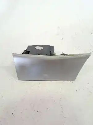 Pièce détachée automobile d'occasion CENDRIER pour OPEL ASTRA H GTC (A04) 1.6 (L08) Références OEM IAM 13150368  
