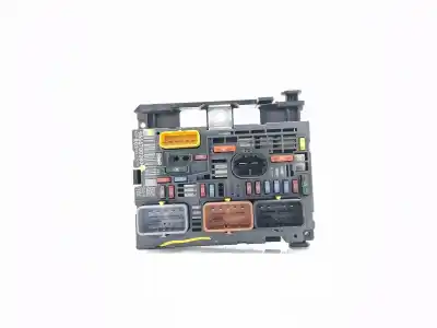 Pièce détachée automobile d'occasion BOÎTES À FUSIBLES pour PEUGEOT EXPERT KASTEN  Références OEM IAM 9807028680  9666700280