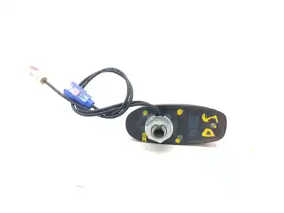 Автозапчастина б/у антена база для citroen c3 / c3 origin iii (sx) 1.2 thp 110 посилання на oem iam 9666567580  