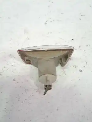 Pezzo di ricambio per auto di seconda mano lampada laterale destra per opel astra h gtc (a04) 1.6 (l08) riferimenti oem iam 13131299  