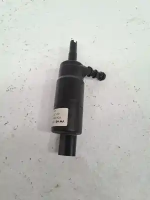 Second-hand car spare part washer pump for porsche cayenne (9pa) 3.2 oem iam references 3b0955681
