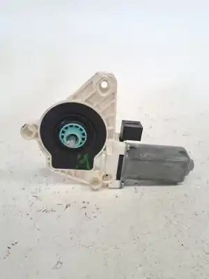 Gebrauchtes Autoersatzteil VORDERER RECHTER FENSTERMOTOR zum VOLKSWAGEN PASSAT B7 VARIANT (365) 1.4 TSI OEM-IAM-Referenzen 4K0959802  