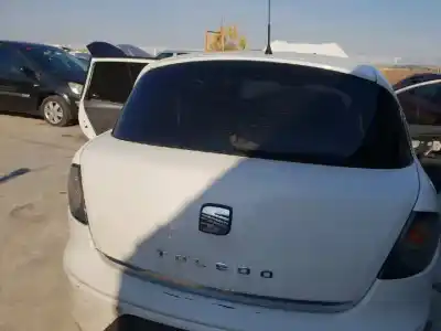 Автозапчастина б/у загальні двері для seat toledo iii (5p2) 2.0 tdi 16v посилання на oem iam 5p5827024