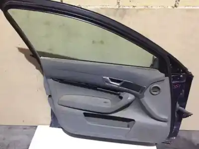 Автозапчасти б/у левая передняя дверь за audi a6 c6 (4f2) 2.0 tdi ссылки oem iam 4f0831051f  