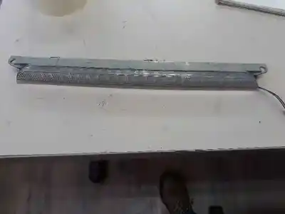 Peça sobressalente para automóvel em segunda mão farolim de travão central por bmw x5 (e53) 3.0d referências oem iam 63256923970