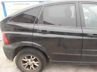 Автозапчастина б/у двері задні праві для ssangyong actyon 200 xdi посилання на oem iam 