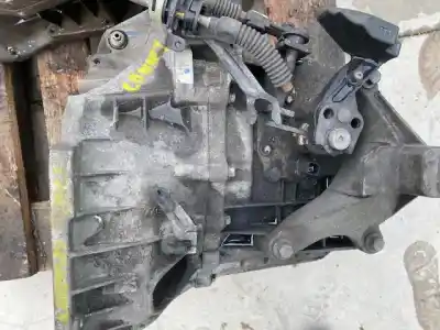 Автозапчастина б/у КОРОБКА ПЕРЕДАЧ для FORD TOURNEO CONNECT (TC7)  Посилання на OEM IAM D2M2A  