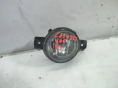 Second-hand car spare part left fog light for renault clio iii pack authentique oem iam references 89201772