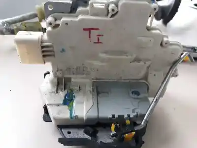 Автозапчасти б/у замок задней левой двери за audi a6 avant (4f5) 3.0 tdi quattro ссылки oem iam 4f0839015a  