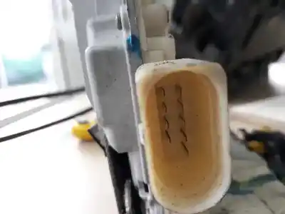 Автозапчасти б/у замок задней левой двери за audi a6 avant (4f5) 3.0 tdi quattro ссылки oem iam 4f0839015a