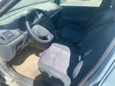 Автозапчасти б/у передняя левая подушка безопасности за renault clio ii fase ii (b/cb0) authentique ссылки oem iam 8200057780
