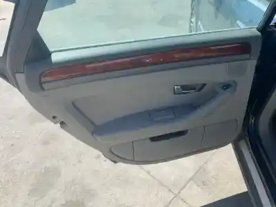 Автозапчасти б/у обивка задней левой двери за audi a8 (4e2) 4.0 tdi quattro ссылки oem iam 