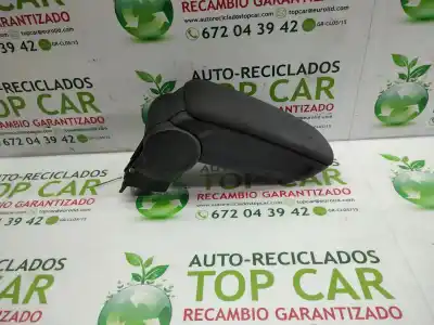 Pezzo di ricambio per auto di seconda mano bracciolo centrale per audi a1 (8xk) adrenalin riferimenti oem iam   