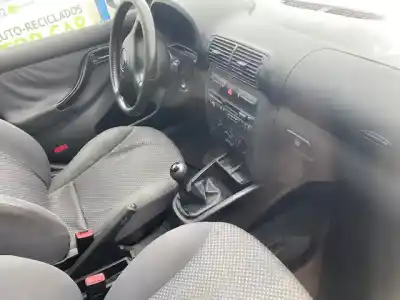 Автозапчастина б/у ПАНЕЛЬ ПРИЛАДІВ для SEAT LEON (1M1)  Посилання на OEM IAM   