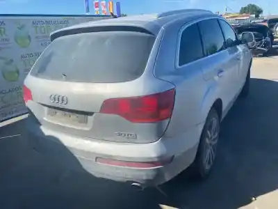 Автозапчасти б/у заднее крыло за audi q7 (4l) 3.0 v6 24v tdi ссылки oem iam 4l0807514a  