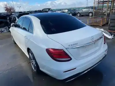 Second-hand car spare part rear left winglet for mercedes-benz clase e lim. (w213) e 220 d (213.004) 194 cv / 143 kw oem iam references 