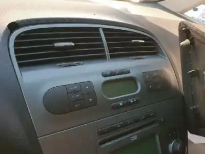 Автозапчастина б/у контроль опалення / кондиціонації для seat toledo iii (5p2) 2.0 tdi 16v посилання на oem iam 5p0907044bfkz