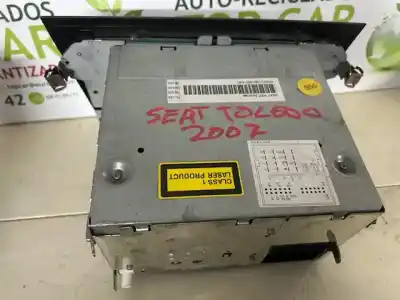 Автозапчастина б/у аудіо система / радіо cd для seat toledo iii (5p2) 2.0 tdi 16v посилання на oem iam 5p1035152fkz