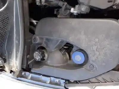 Peça sobressalente para automóvel em segunda mão depósito do limpa vidros por citroen c4 berlina collection referências oem iam 6431f8