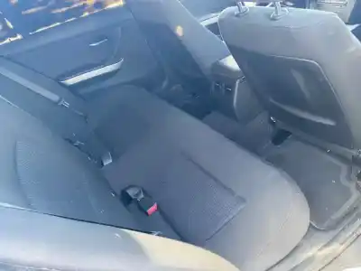 Pezzo di ricambio per auto di seconda mano sedile posteriore centrale per bmw serie 3 berlina (e90) 320d riferimenti oem iam 