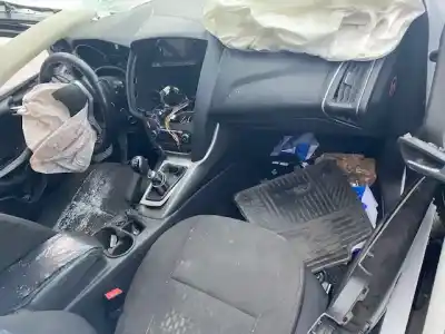Pezzo di ricambio per auto di seconda mano SEDILE ANTERIORE DESTRO per FORD FOCUS LIM. (CB8)  Riferimenti OEM IAM   