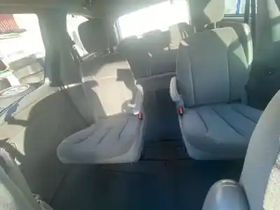 Tweedehands auto-onderdeel STOELEN RECHTS ACHTER voor CHRYSLER VOYAGER (RG)  OEM IAM-referenties   