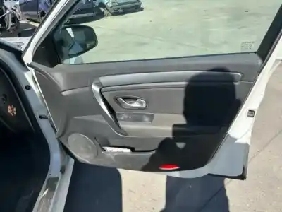 Peça sobressalente para automóvel em segunda mão forra / revestimento da porta dianteira direita por renault laguna iii expression referências oem iam 