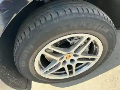 Автозапчасти б/у комплект колес за porsche macan (typ ) s diesel ссылки oem iam 235/60r18  u451